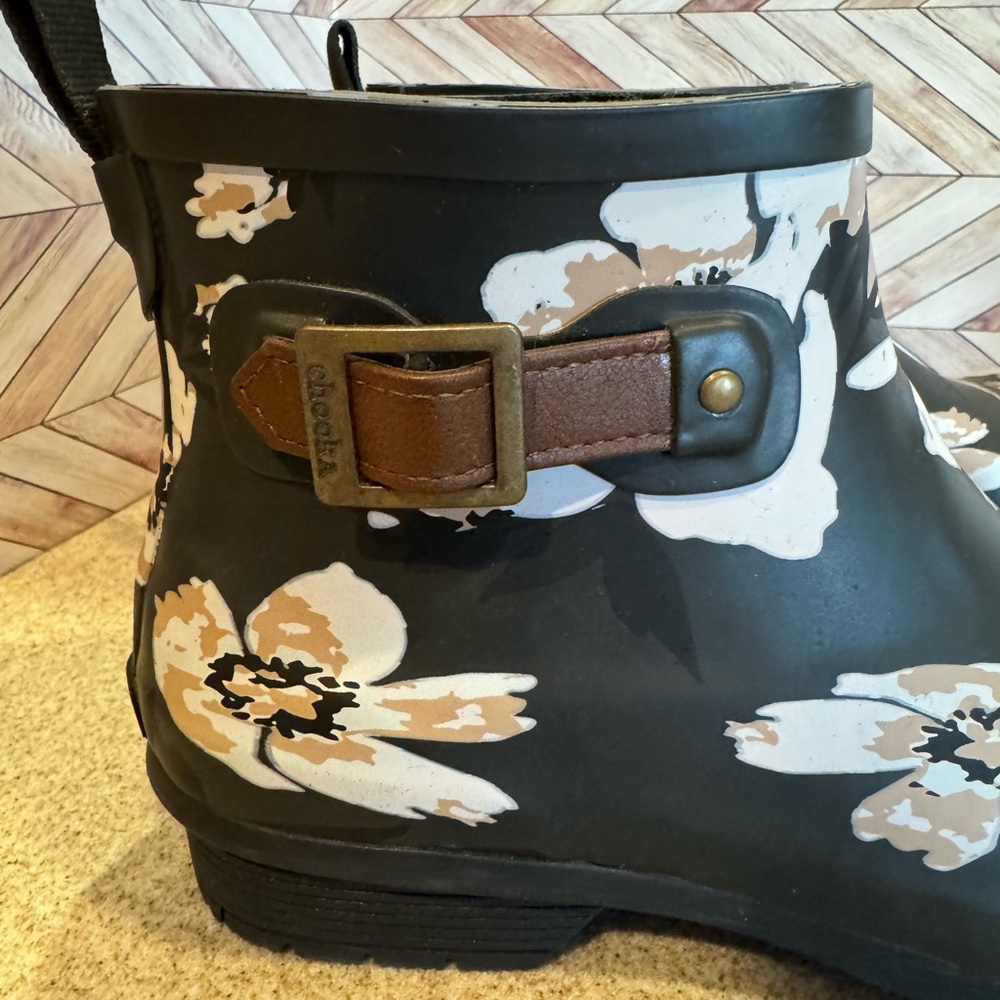 Size 10 Chooka Downtown Rosa  Shortie black rain boots - Picture 2 of 8